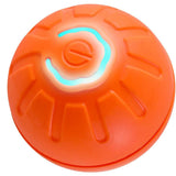 Rörelseaktiverad rullboll som stimulerar hundar